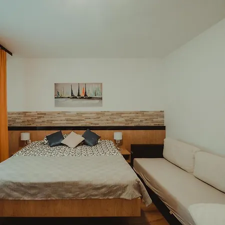 Apartman Lovric Dakovo Exterior photo