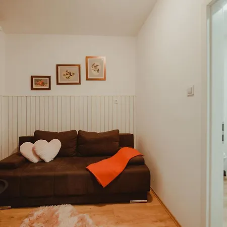 Apartman Lovric Dakovo Exterior photo